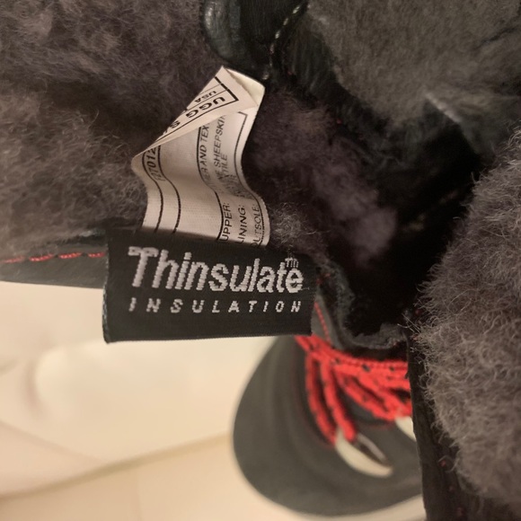 UGG Utility Waterproof Boots / Sneakers. Unisex - Picture 9 of 15